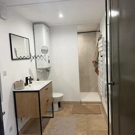 Le Cocon Du Centre Loft En Plein Coeur De Apartamento Sète